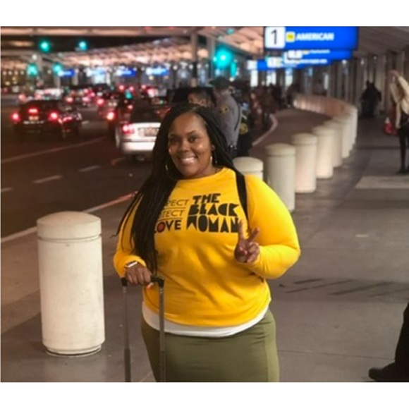 Protect , respect, love the black woman crewneck - Picture 2 of 2